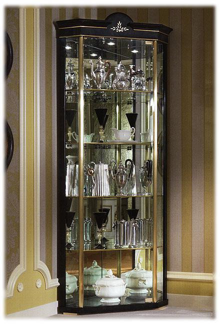 Витрины для гостиной: что поставить на полки, как выбрать стильный зеркальный шкаф для современного или классического интерьера?