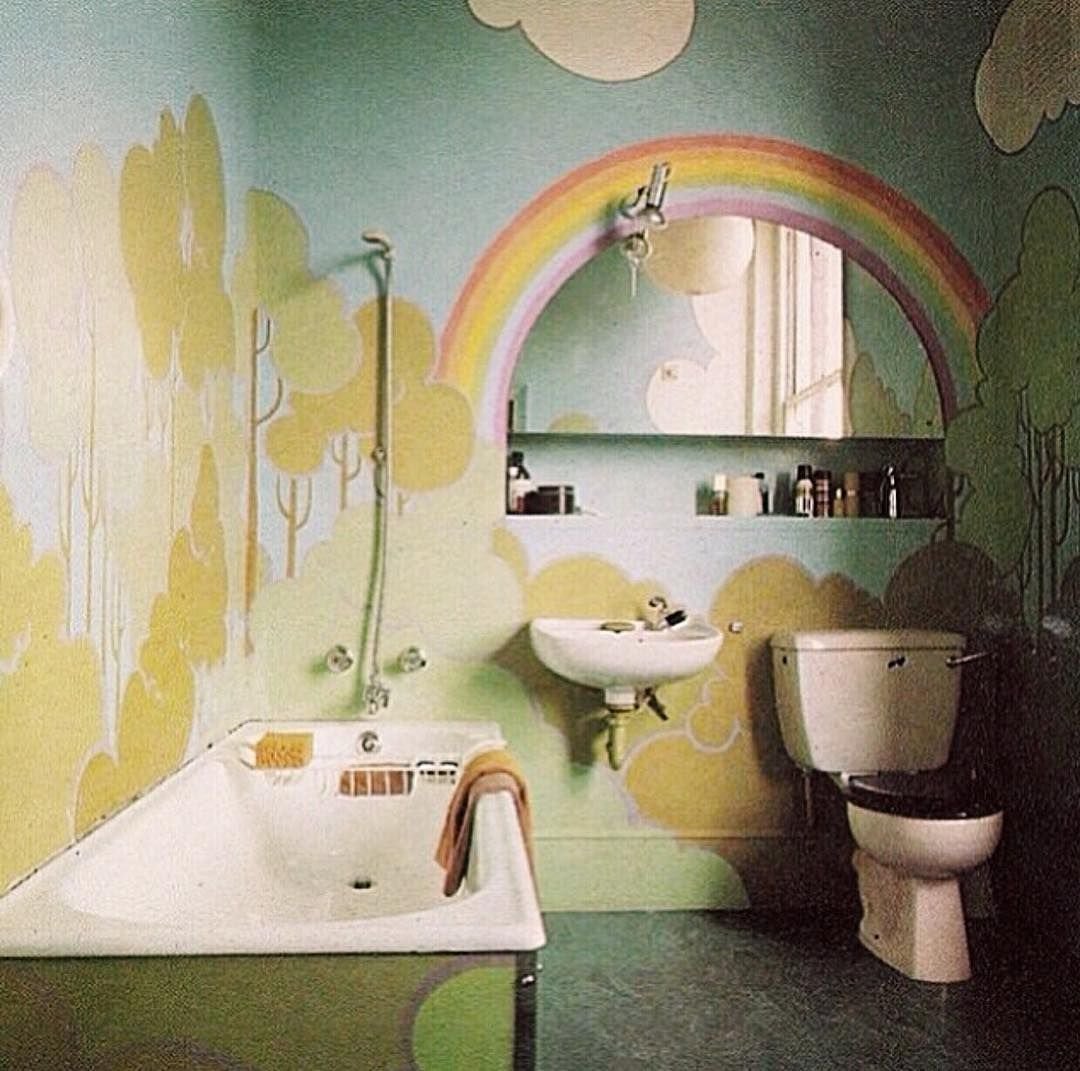 покрасить ванную комнату своими руками варианты с неровными стенами