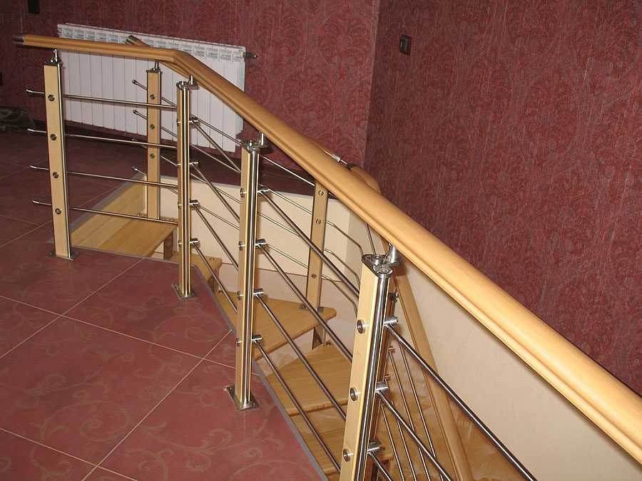 Перила для лестницы: видео с бетонными, поручни и ограждения дачного дома, надежные как сделать своими руками